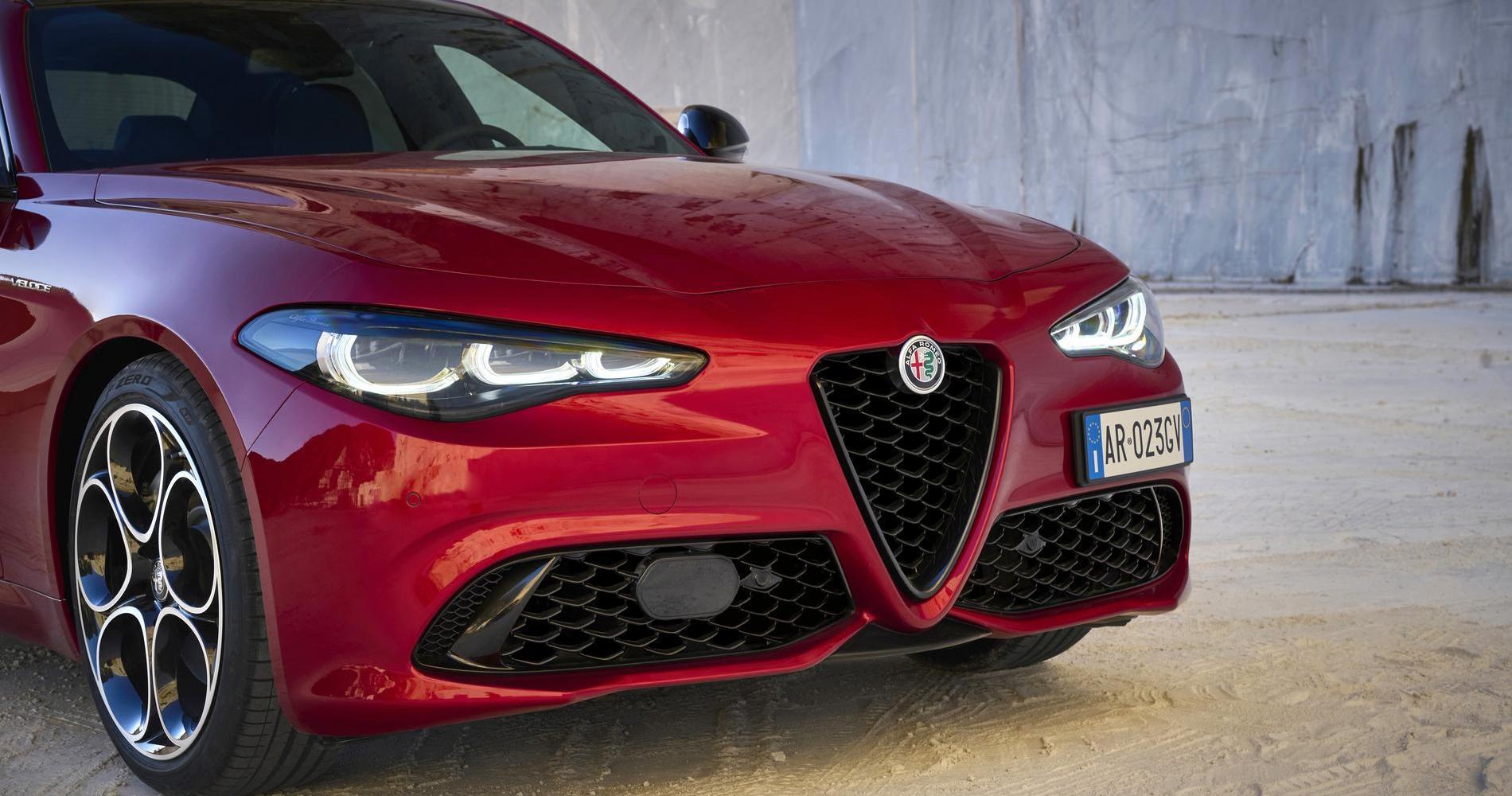 Alfa Romeo Giulia e Stelvio 2023 guida acquisto 2