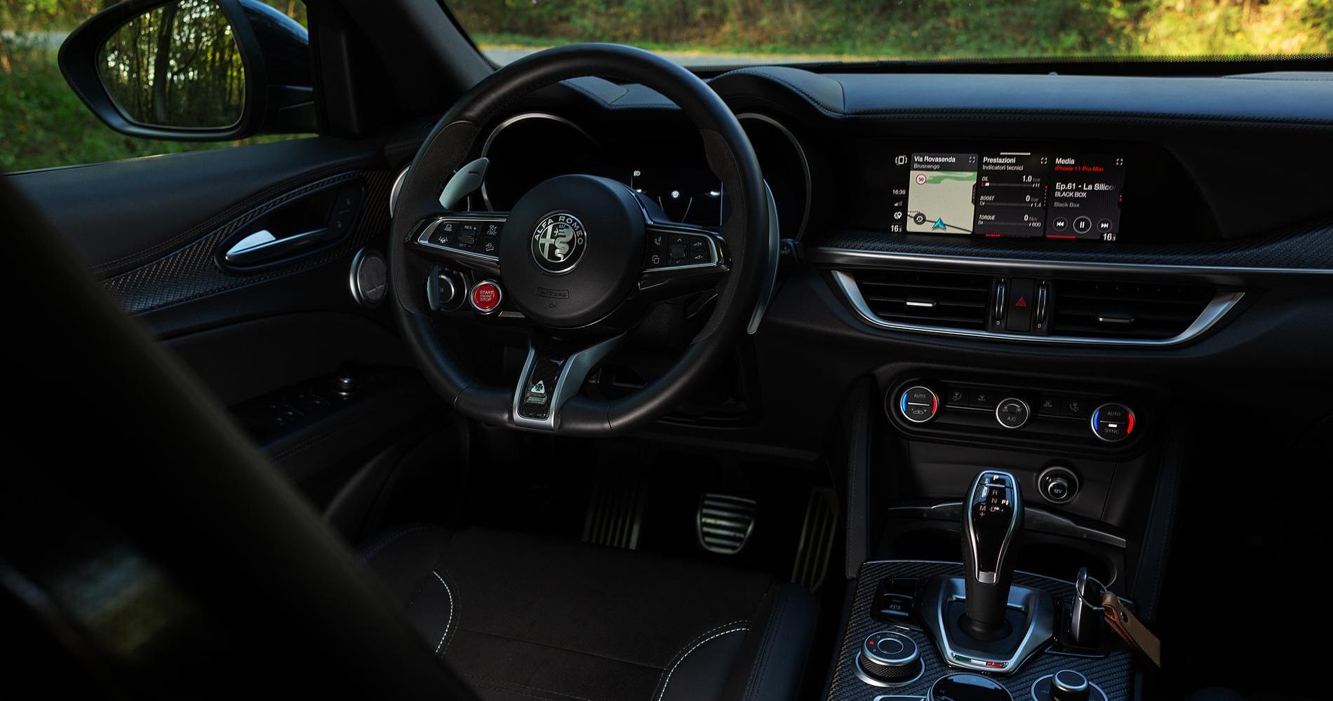 Alfa Romeo Stelvio Quadrifoglio 2024 4