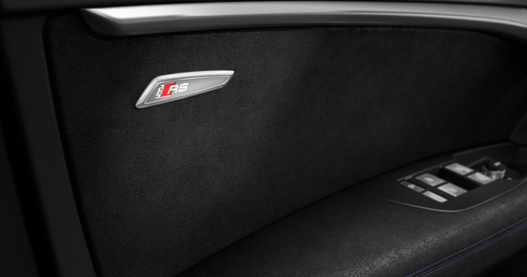 Audi RS 25th Anniversary porta