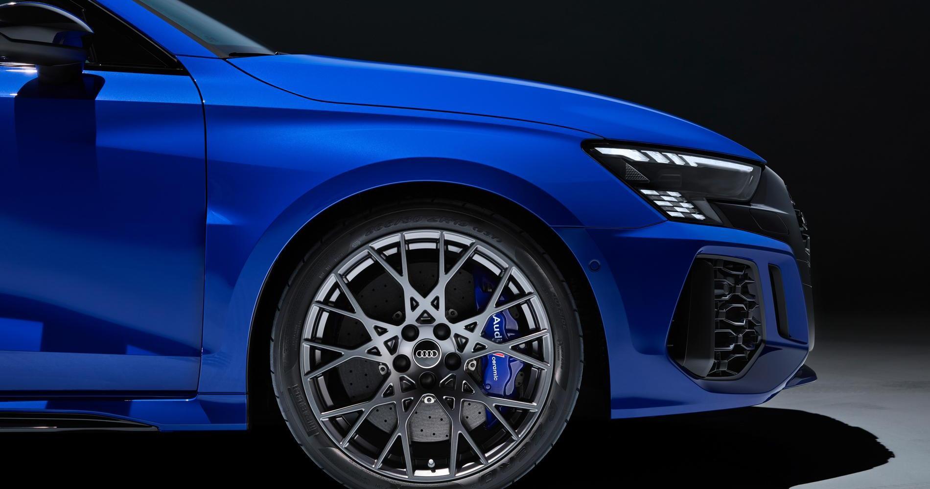 Audi RS 3 performance edition 4