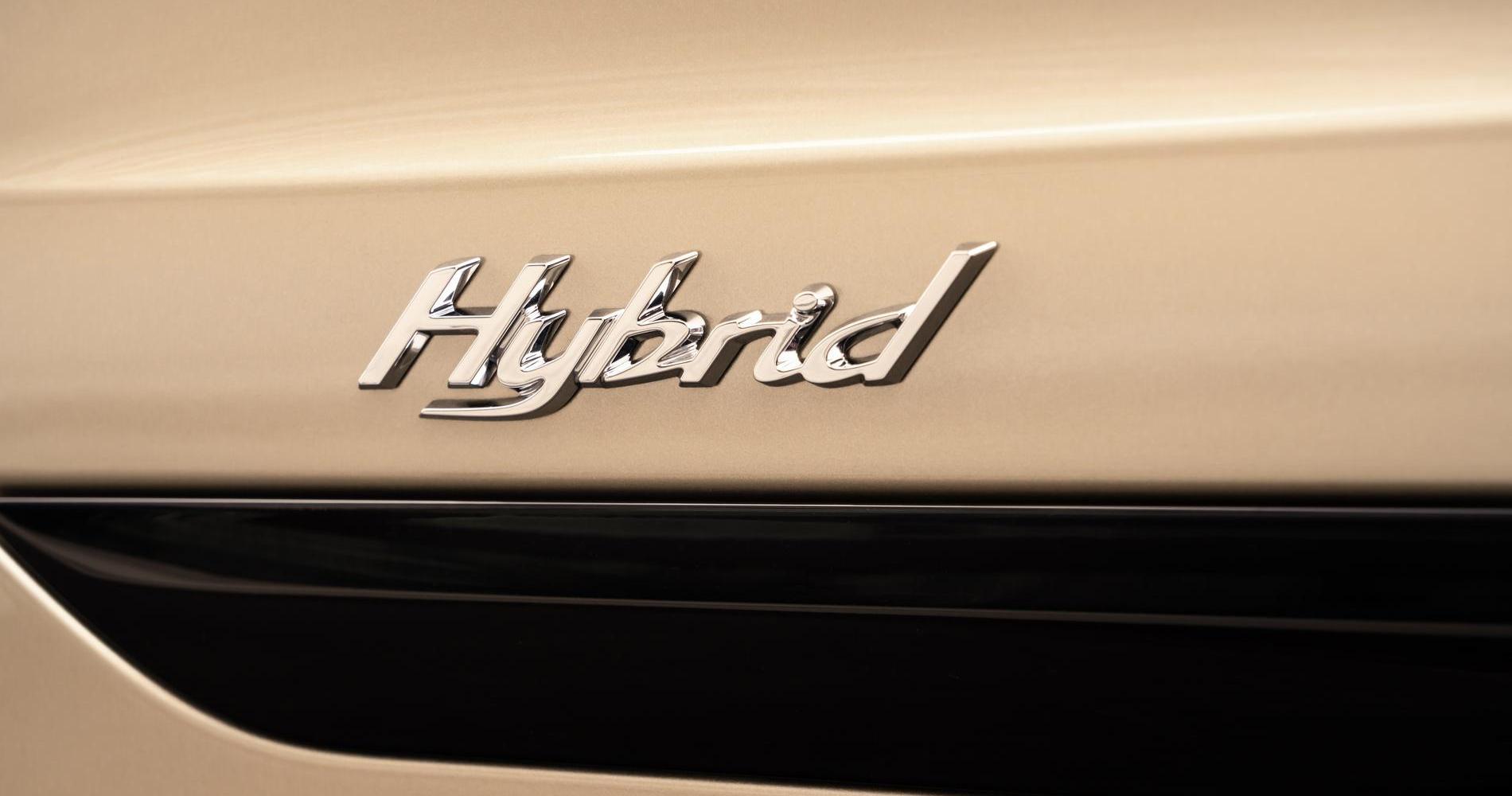 Bentley Bentayga Hybrid 3