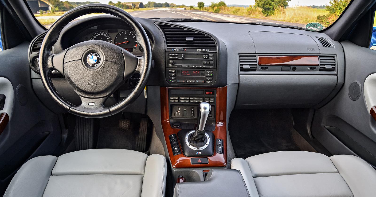 BMW M3 5 foto
