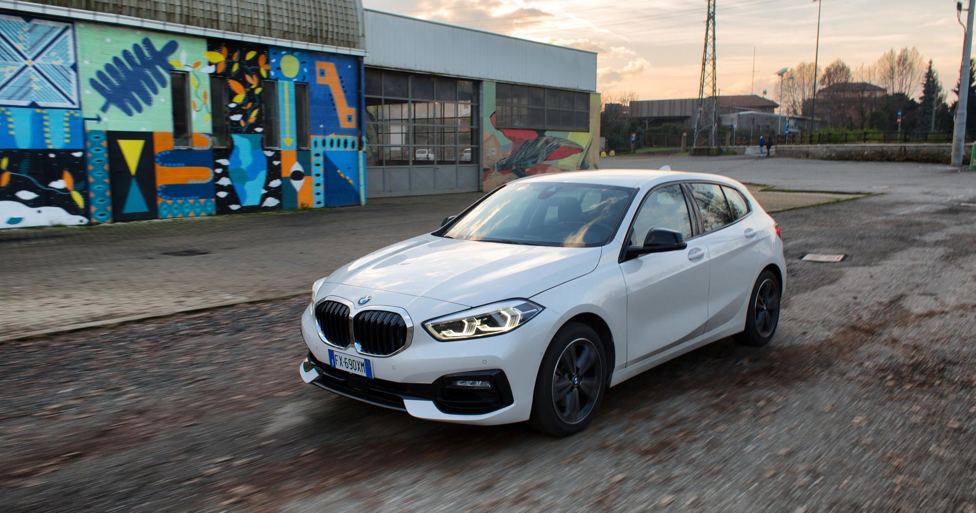 BMW Serie1 118i dettaglio movimento