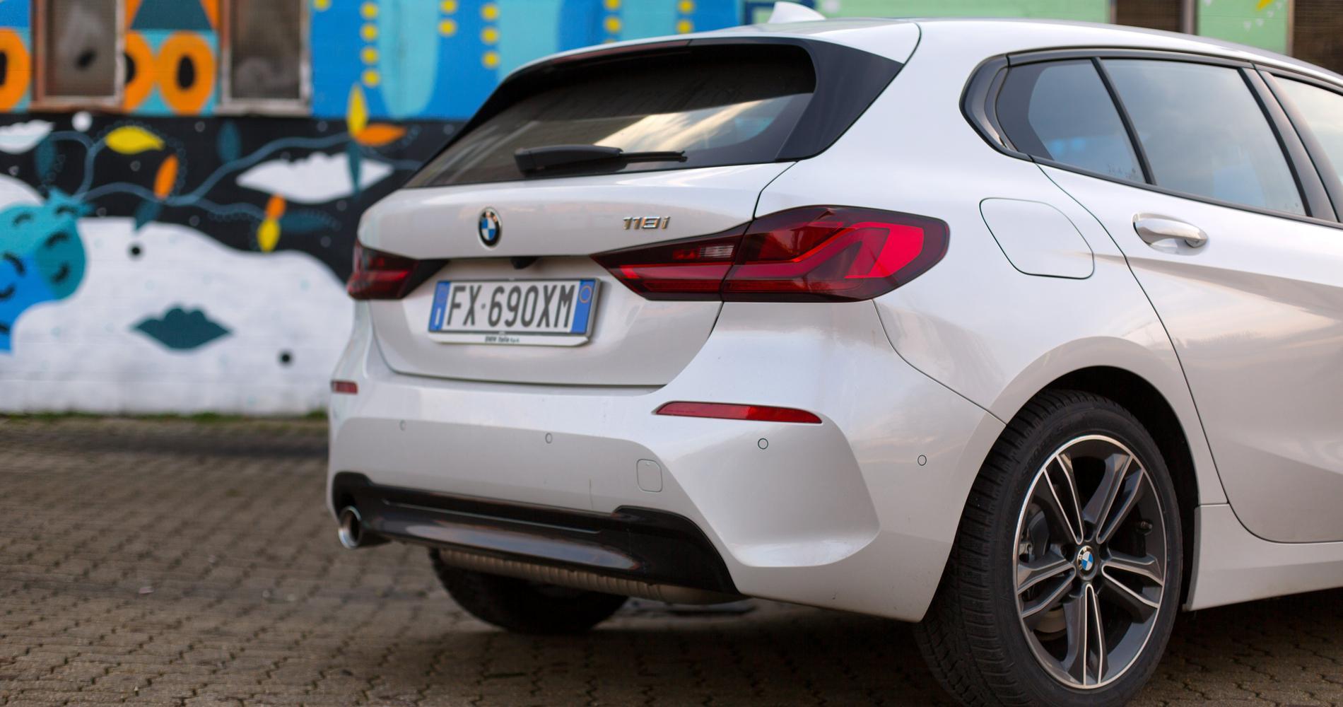 BMW Serie1 118i dettaglio post