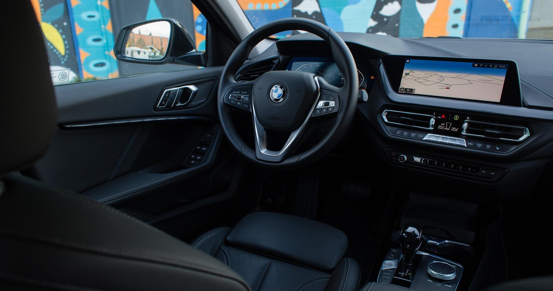 BMW Serie1 118i interni 2