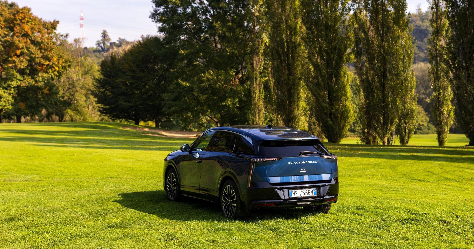 DS N 7 E-Tense 230 CV 10