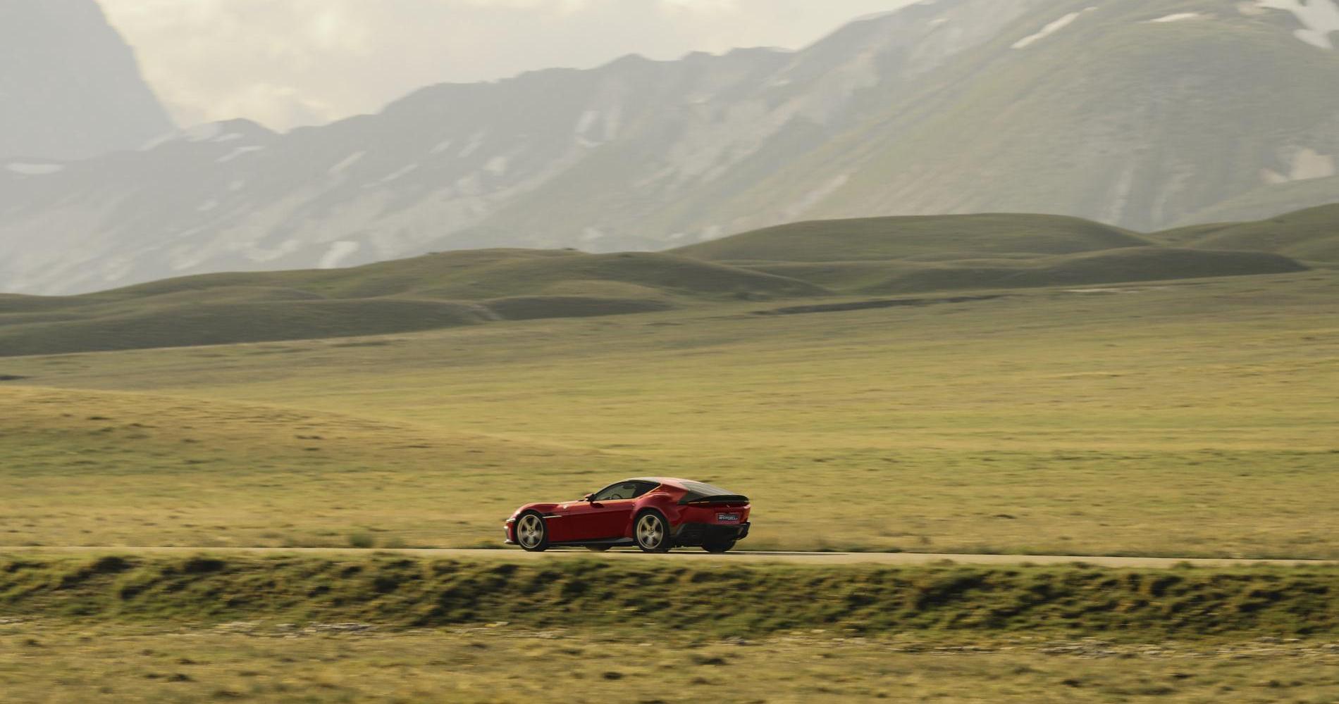 Ferrari 12Cilindri Manuale 6