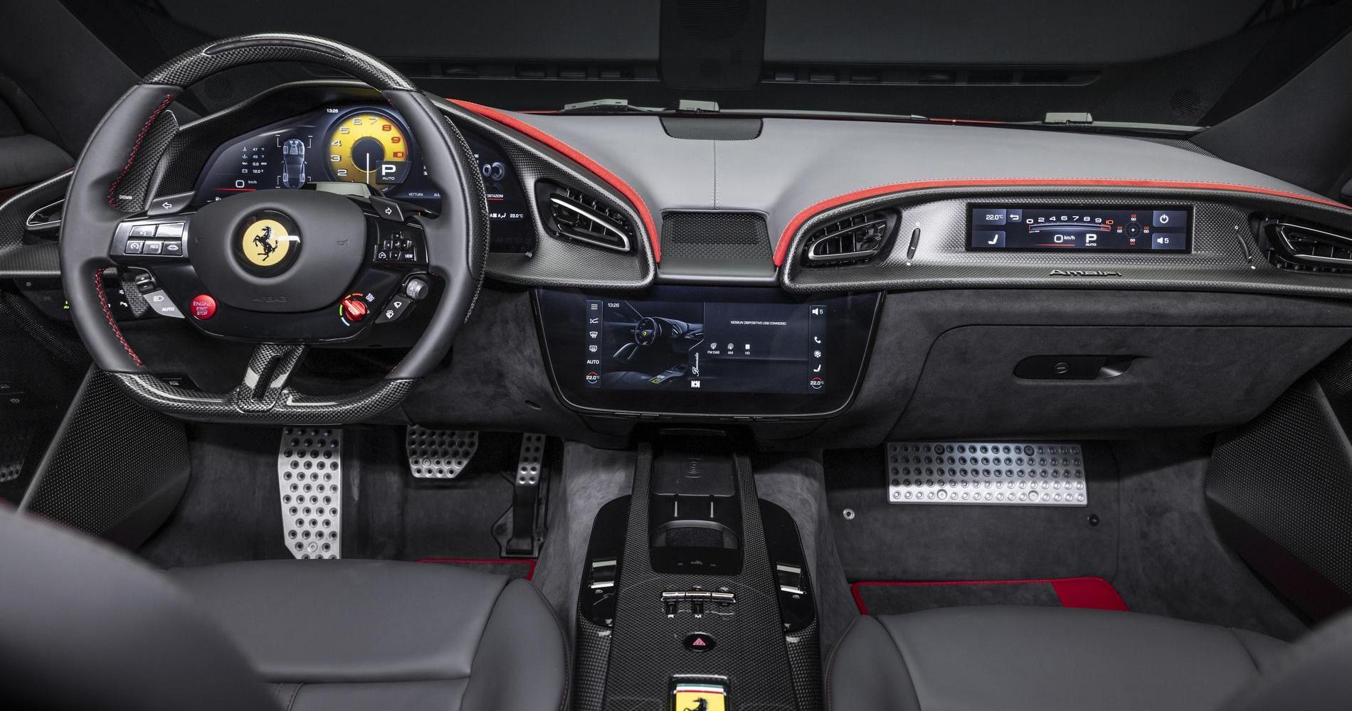 Ferrari Amalfi abitacolo