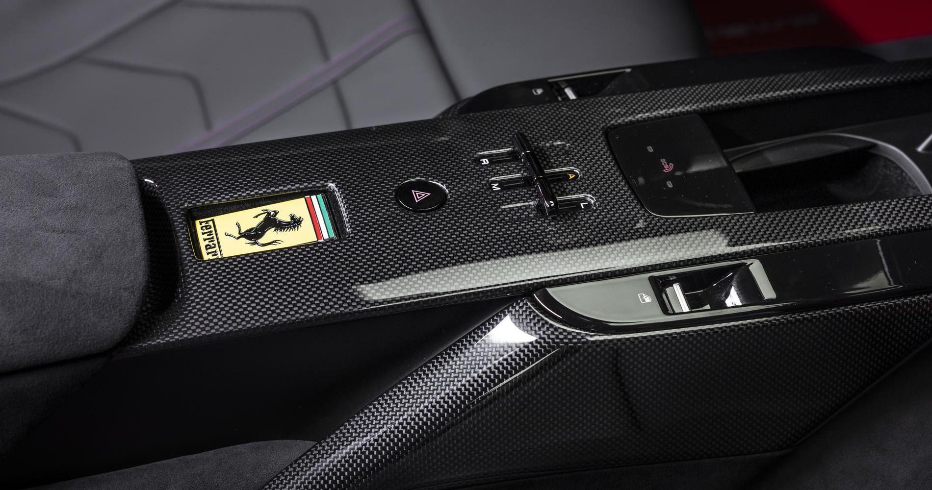 Ferrari Amalfi ponte centrale