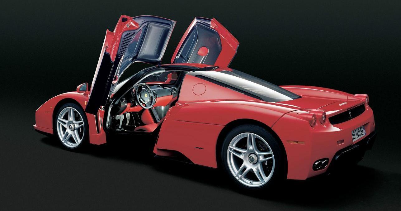 Ferrari Enzo 2022 4