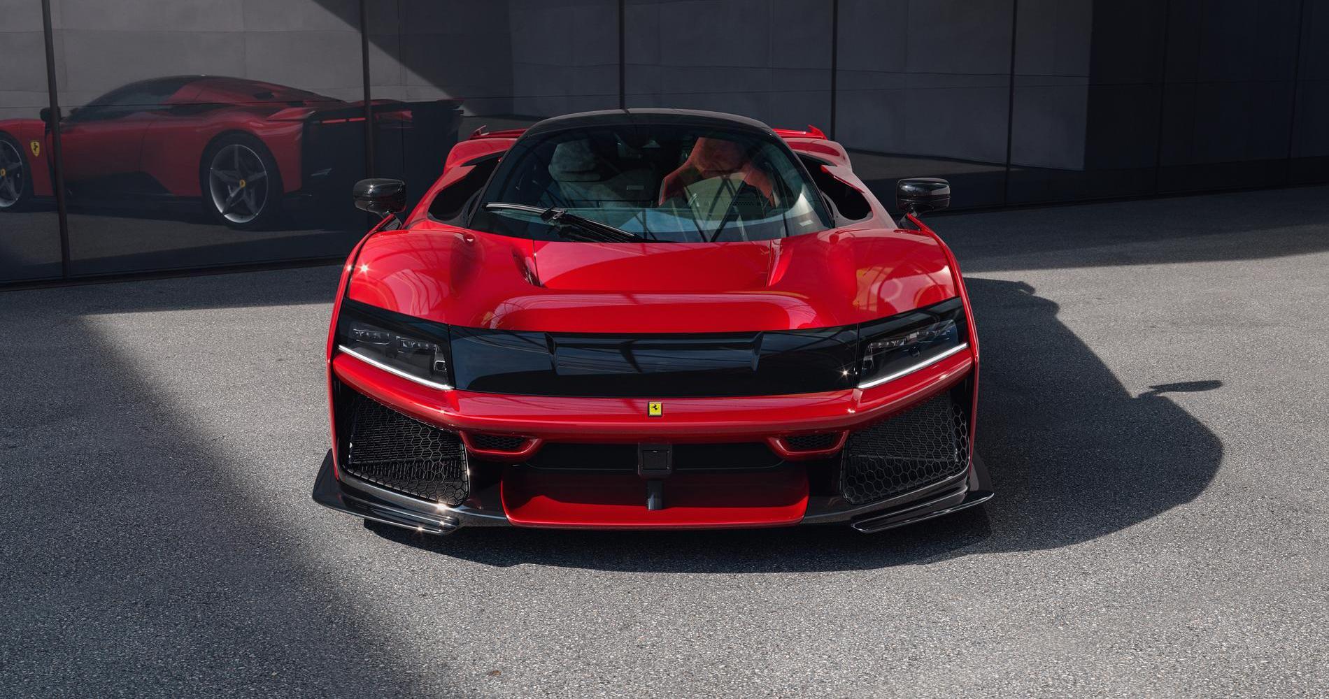 Ferrari F80 anteriore