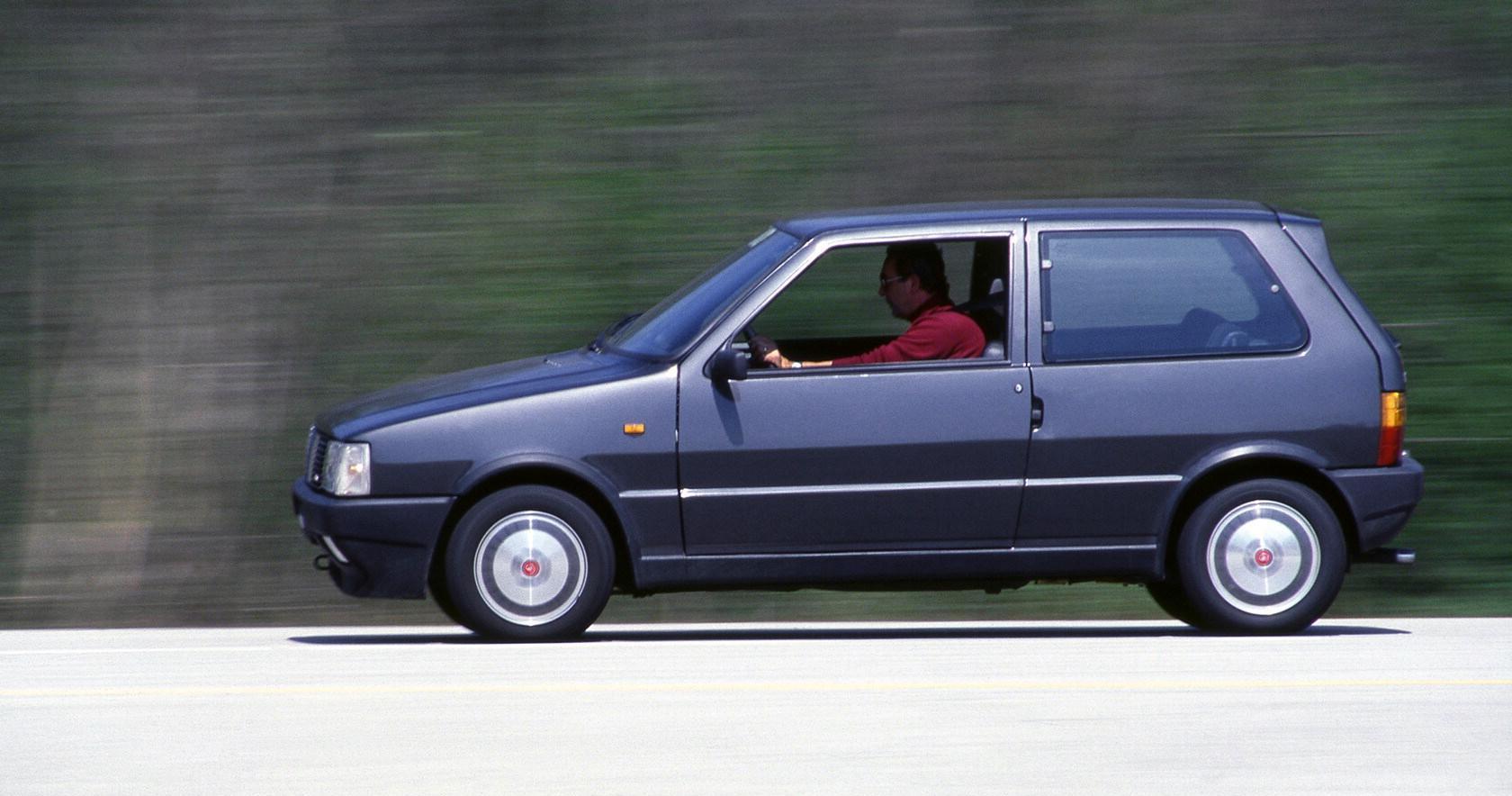 Fiat Uno Turbo foto