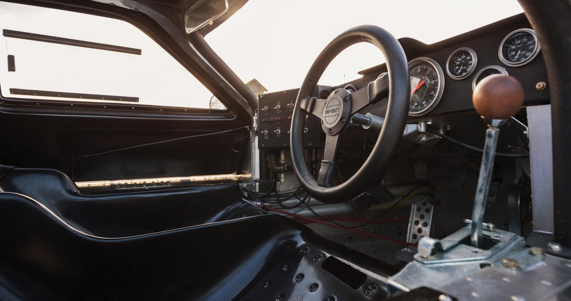 Ford GT40 interni
