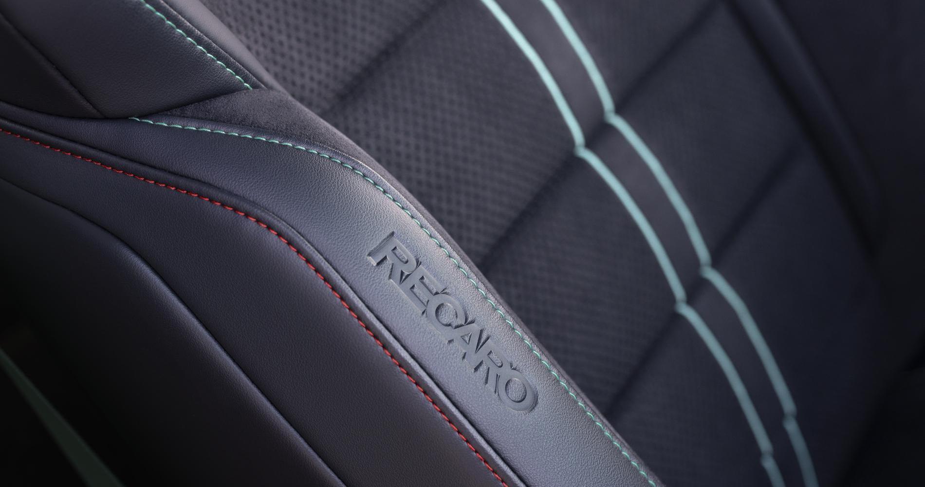 Ford Mustang Dark Horse SC 11