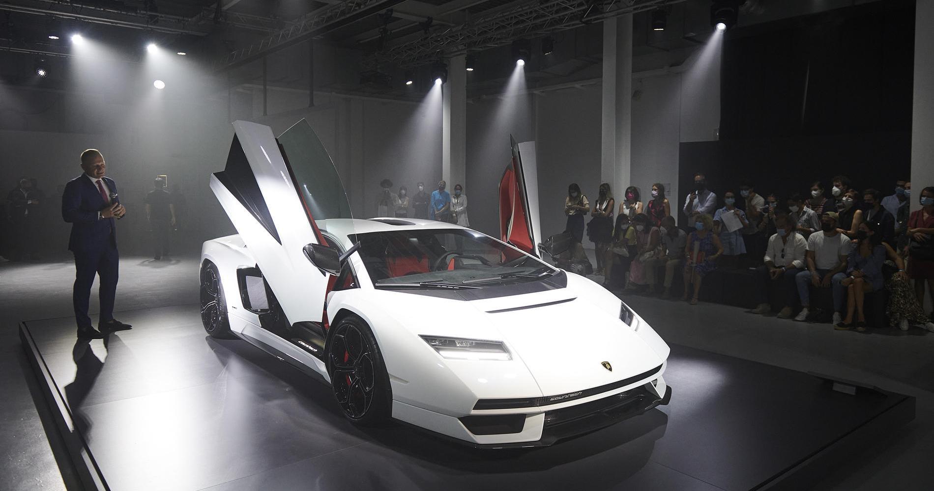 Lamborghini alla Milano Design Week 15