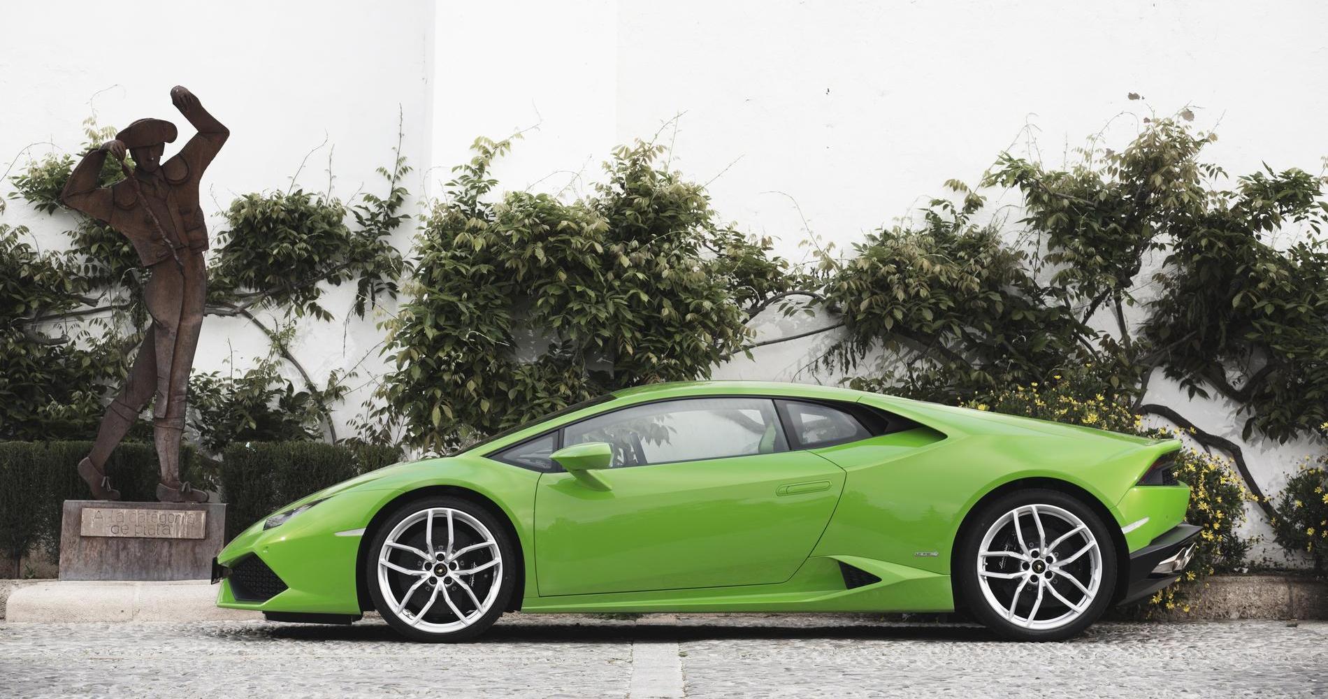 Lamborghini Huracan verde