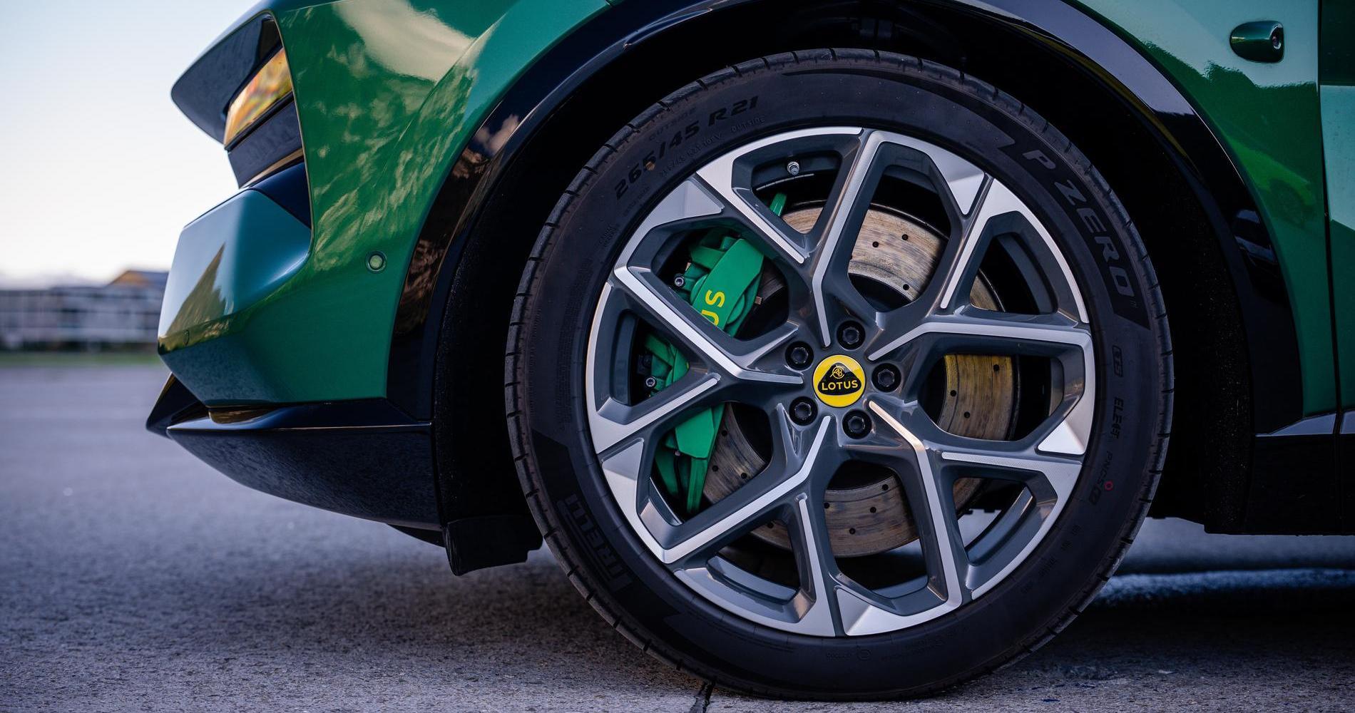 Lotus Eletre X H1000 cerchi lega