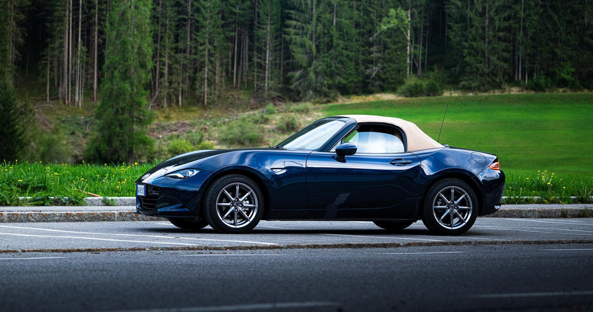 Mazda MX-5 ND Kazari