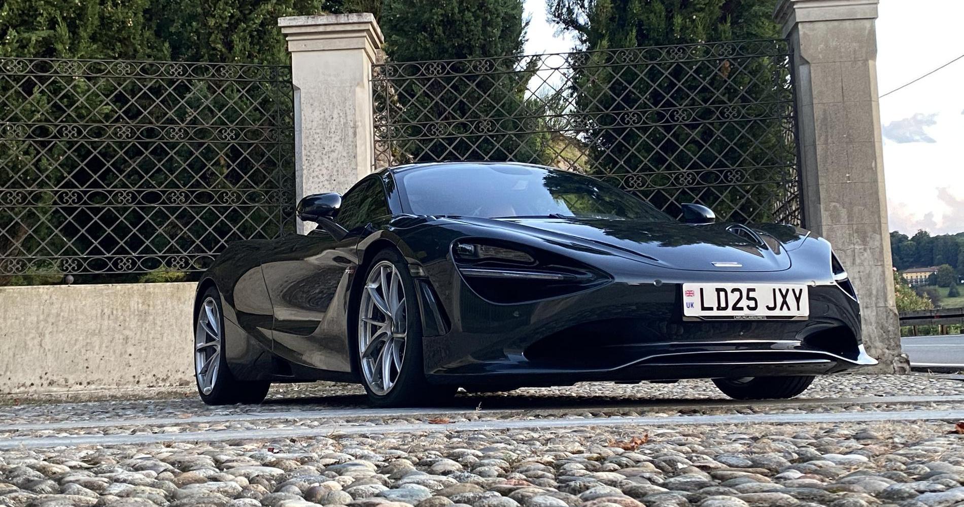 McLaren 750S prova su strada 8