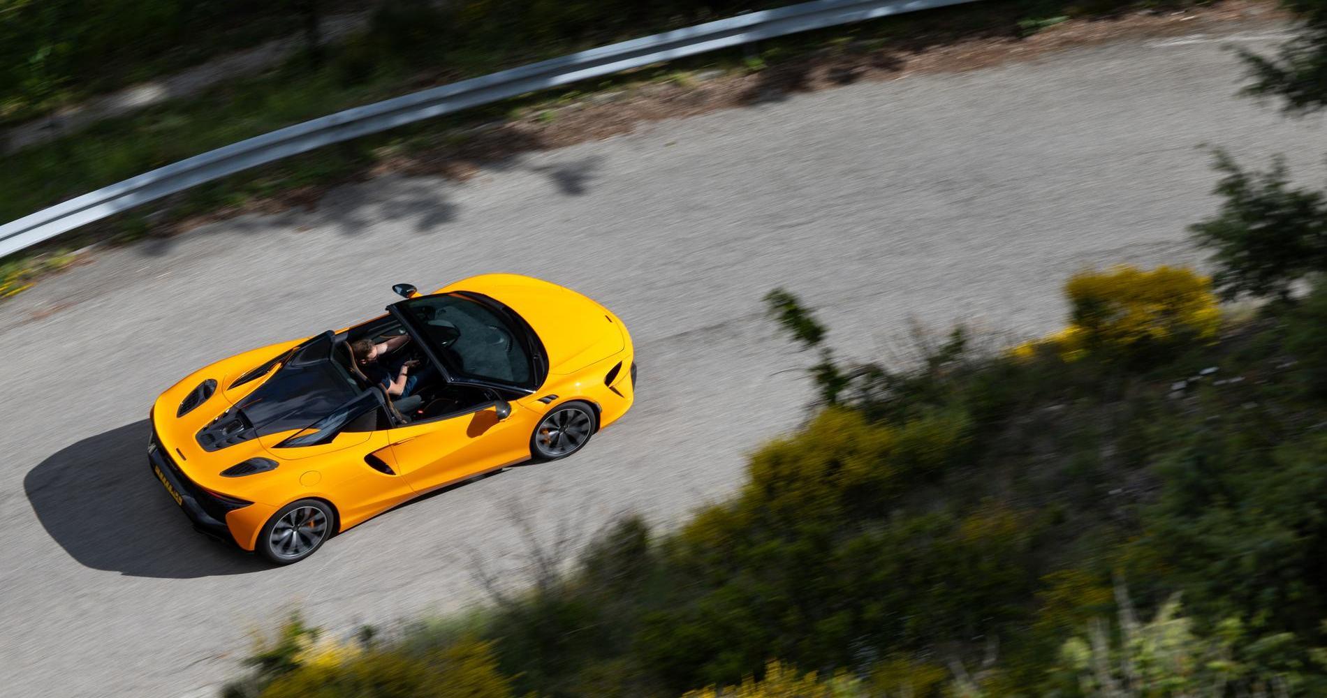 McLaren Artura Spider salone auto torino 7