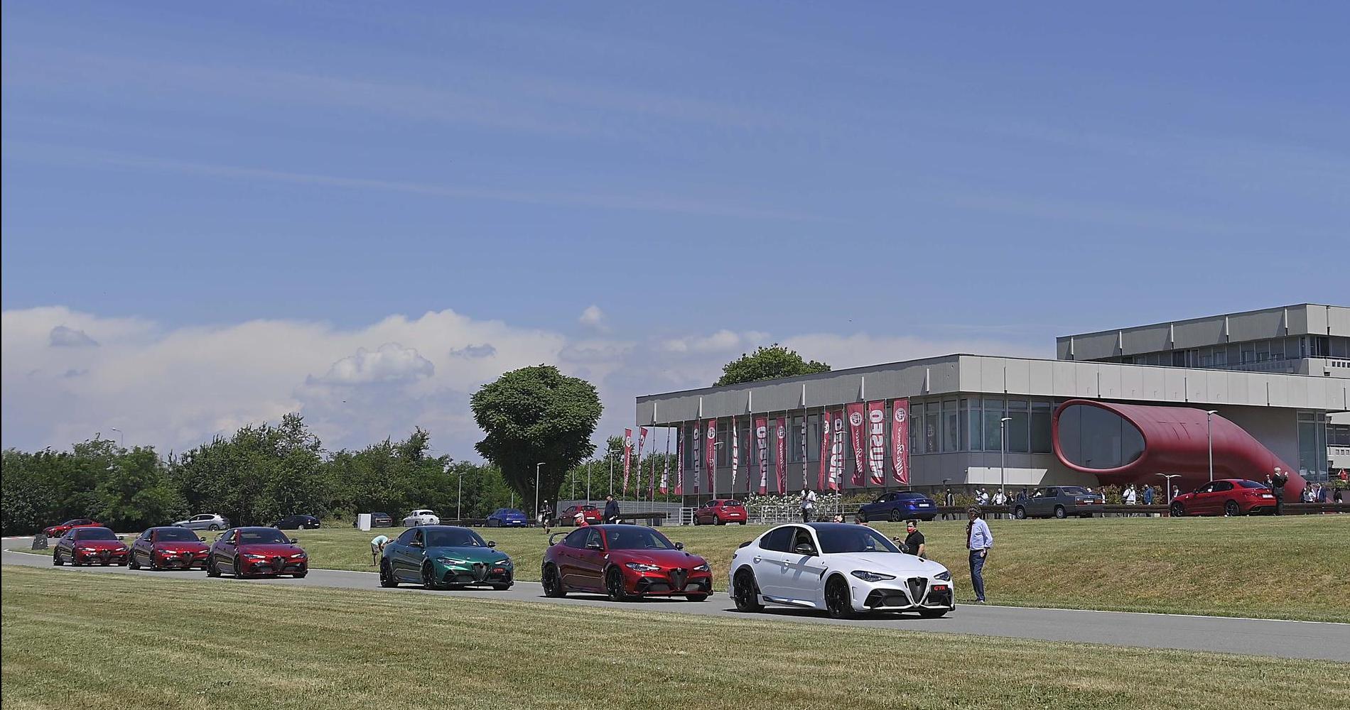 Museo Alfa Romeo Arese parata giulia gtam