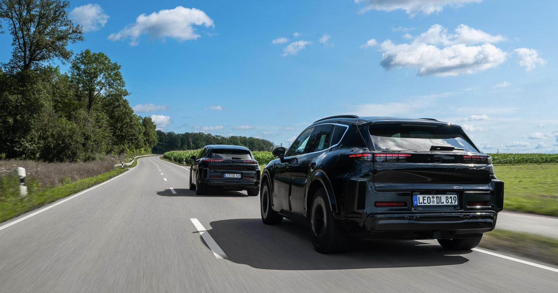 Porsche Cayenne ibrida elettrica e benzina per i prossimi 10 anni