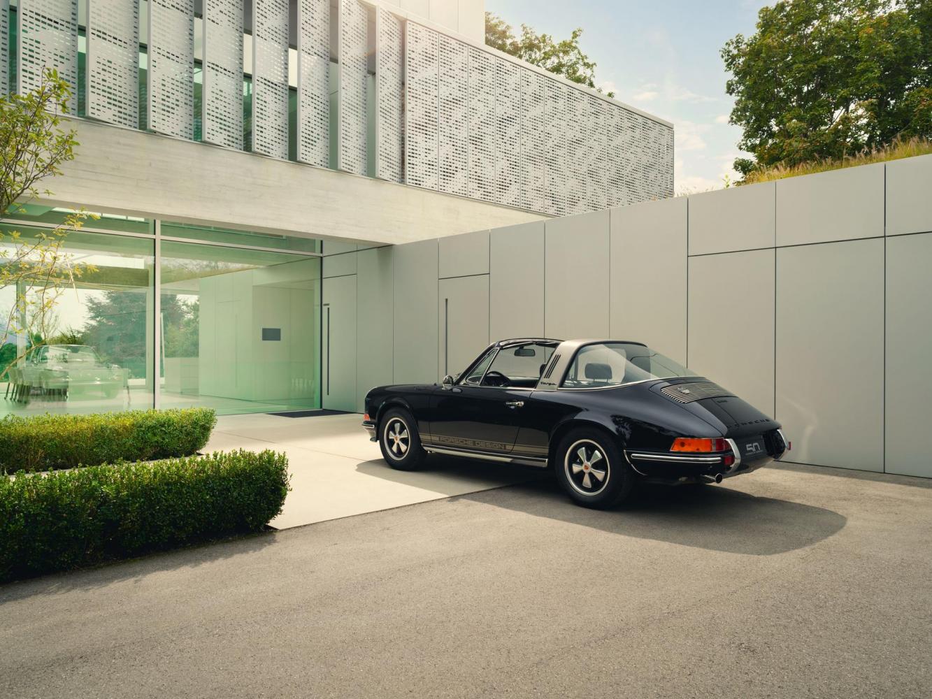 Porsche Design 911 targa 50 anniversary 2