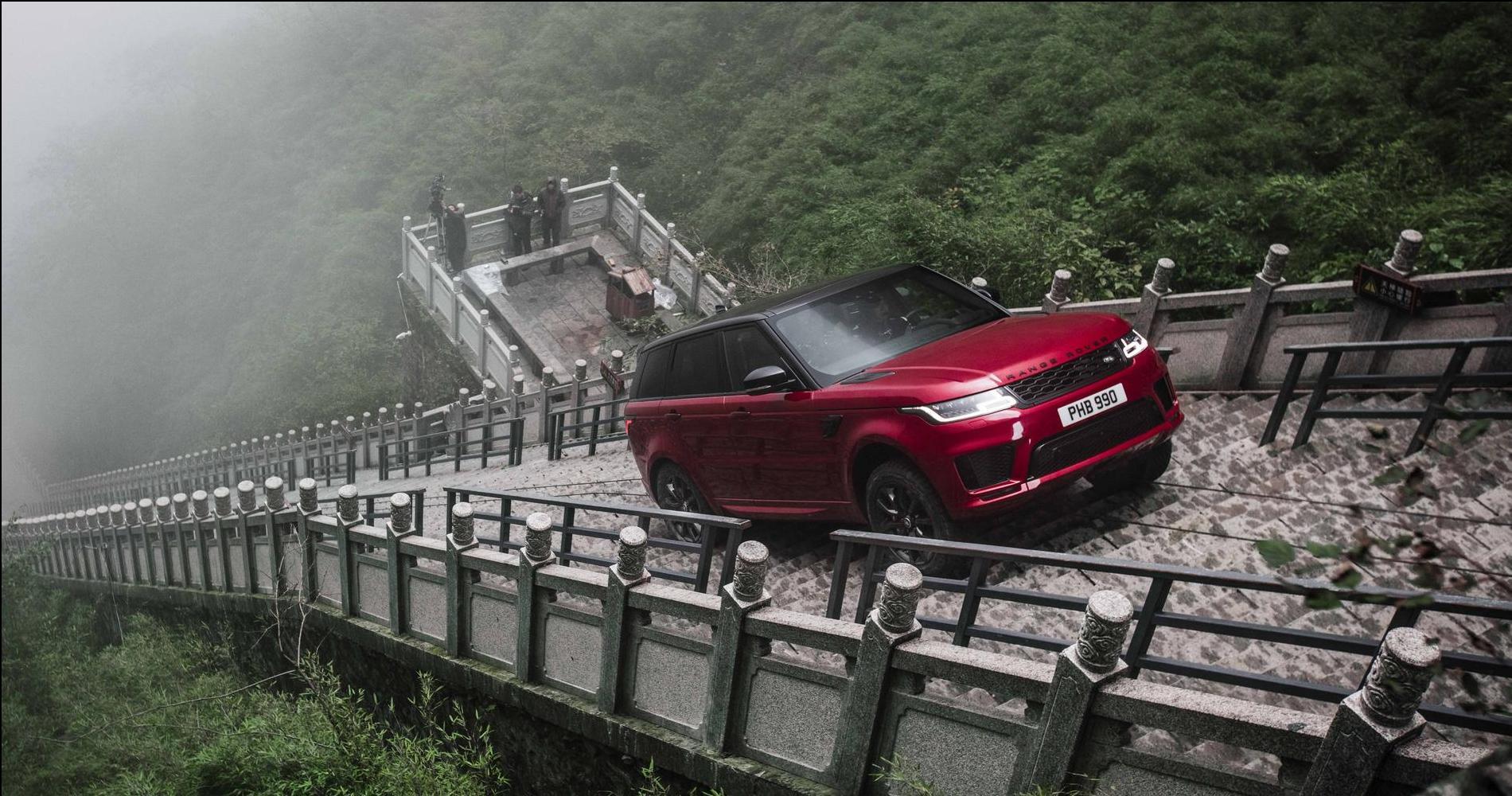 Range Rover Sport milione di esemplari