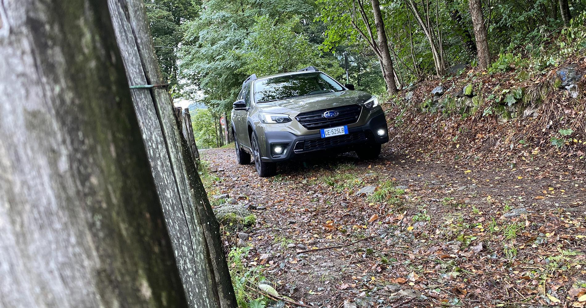 Subaru Outback 4Drive anteriore
