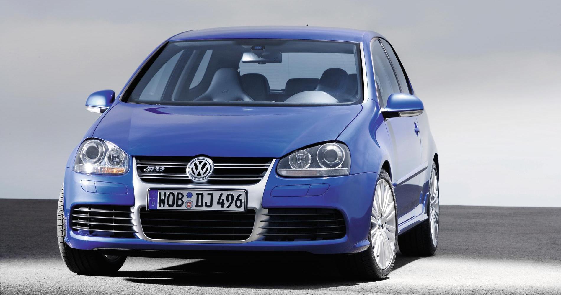 Volkswagen golf r32 storia 4