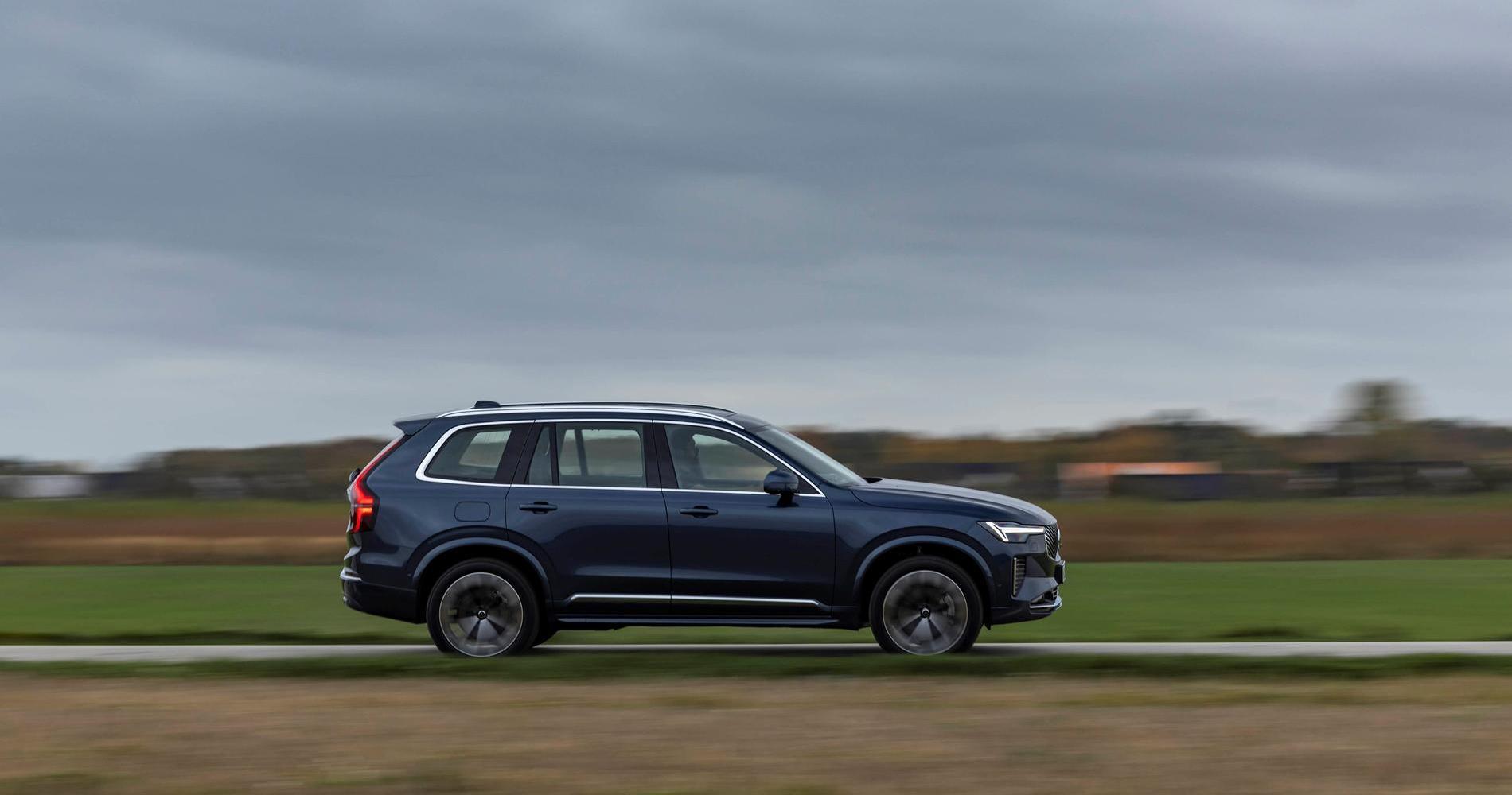 Volvo XC90 T8 Ultra Bright profilo