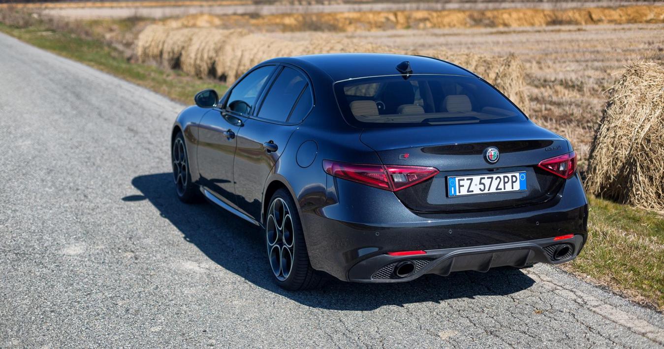 Alfa Romeo Giulia Veloce Q2, la 2.0 Turbo da 280 Cv a trazione posteriore