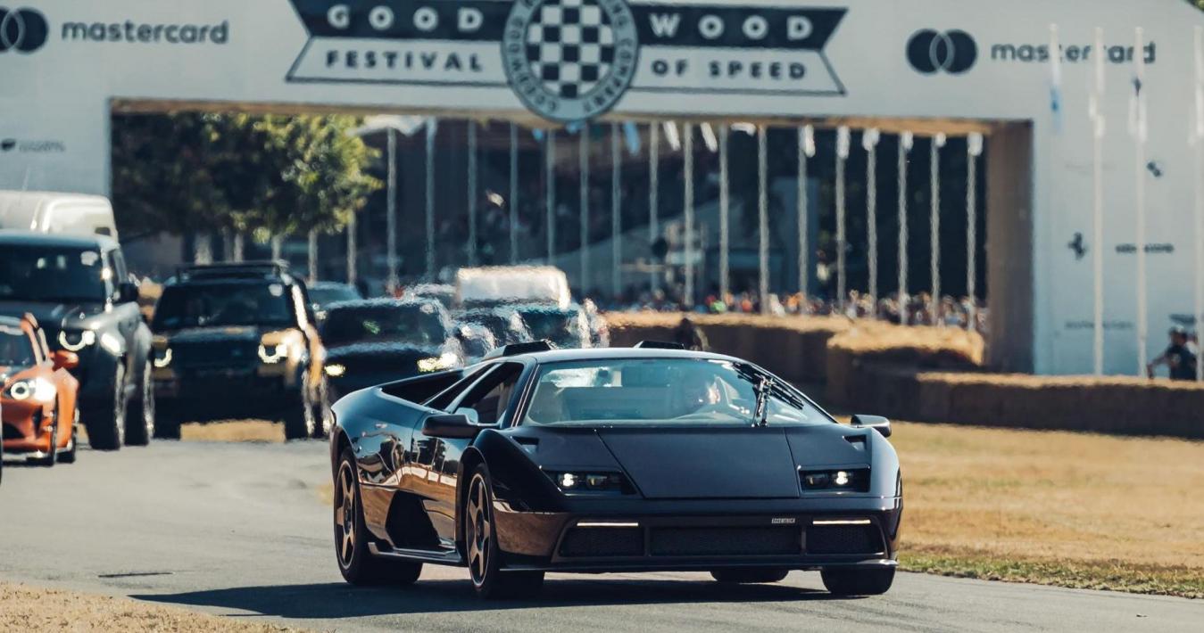 Eccentrica V12