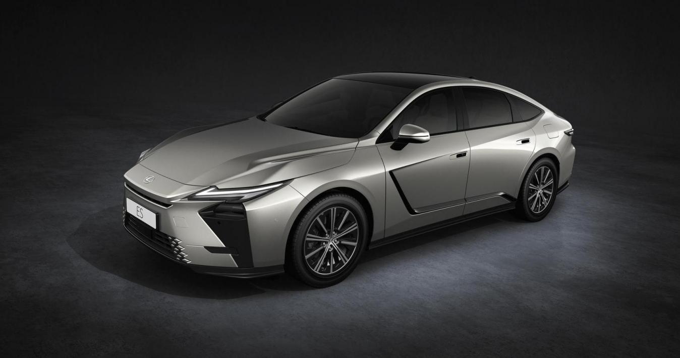 Lexus ES 2026