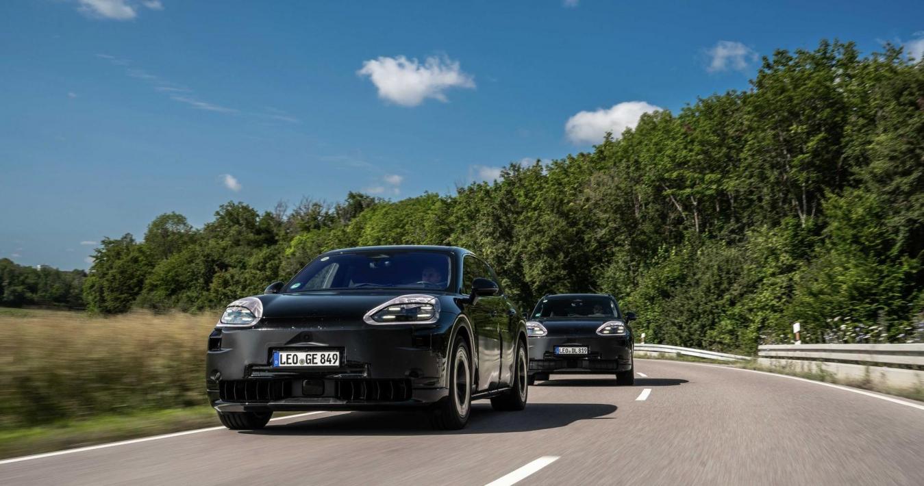 Porsche Cayenne ibrida elettrica e benzina per i prossimi 10 anni 2