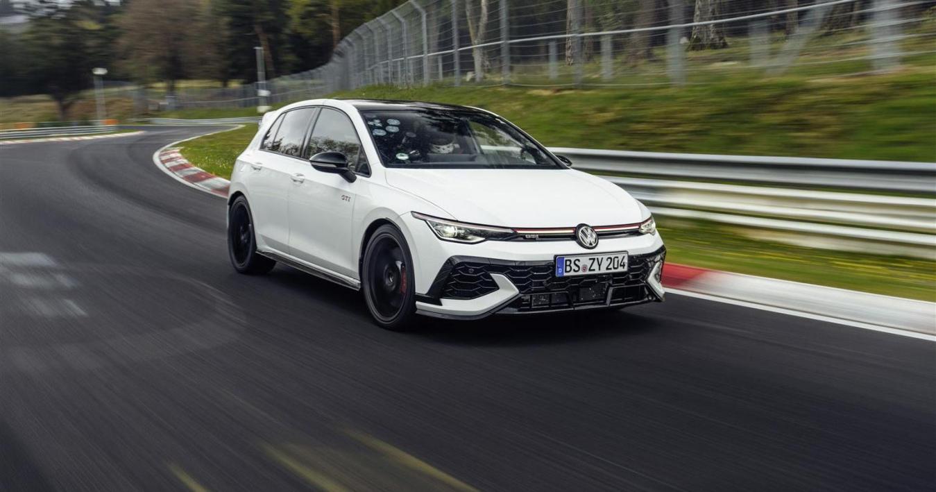 Volkswagen Golf GTI Edition 50 record nurburgring