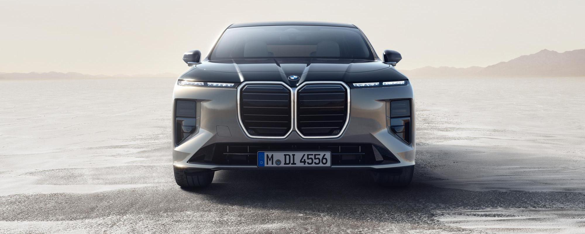 Nuova Serie 7 motori tecnologia caratteristiche