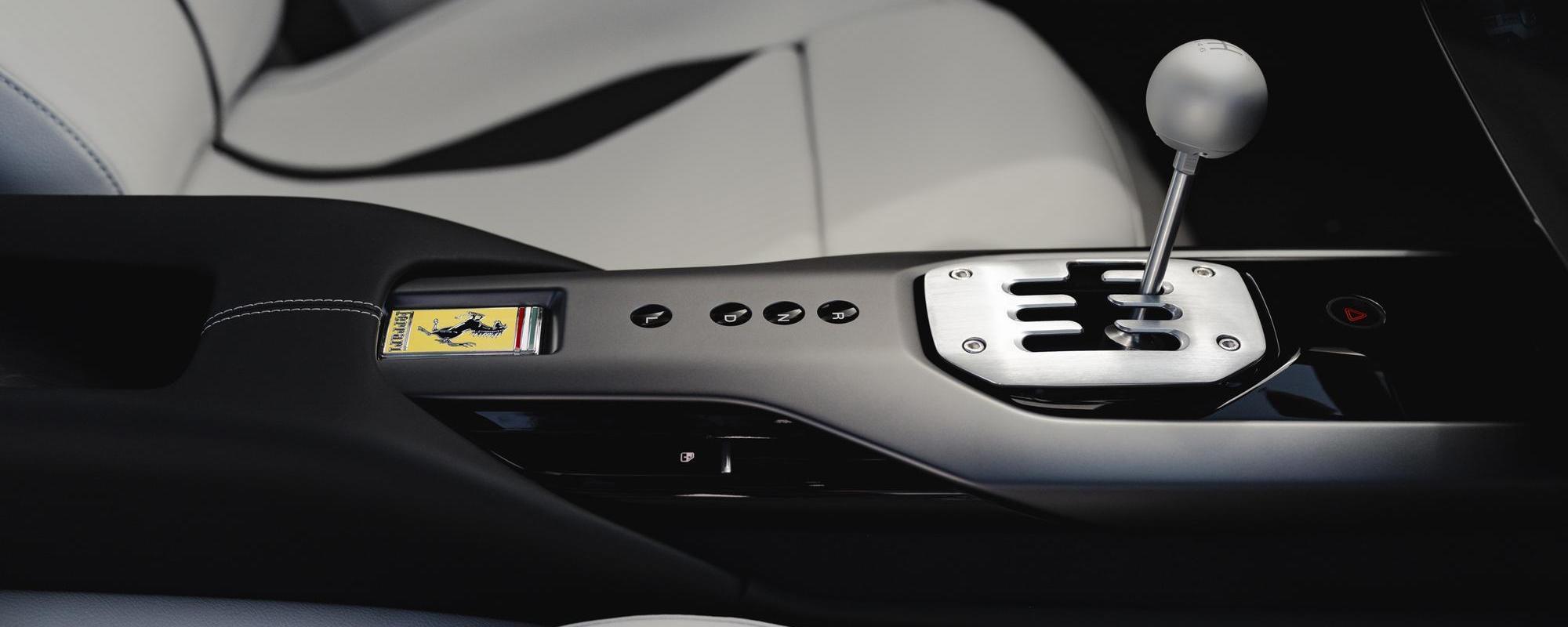 ferrari 12cilindri manuale