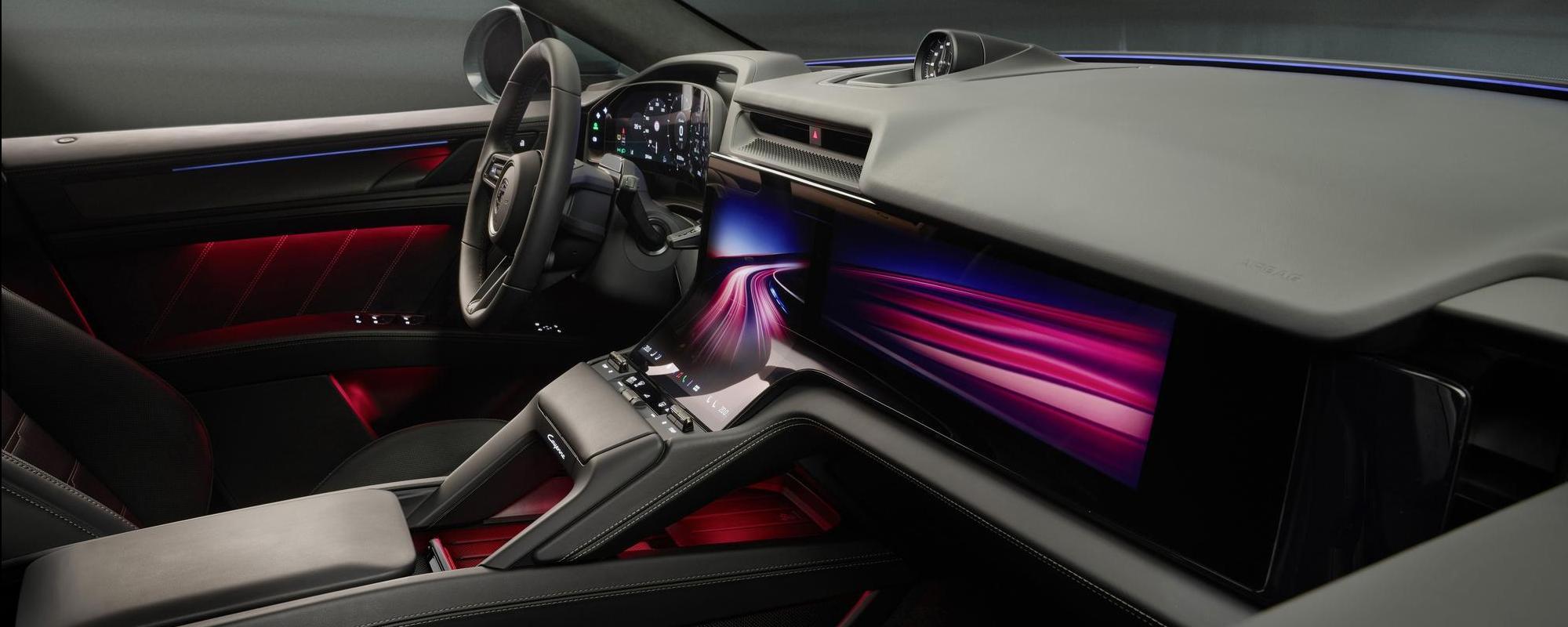 porsche cayenne elettrica interni