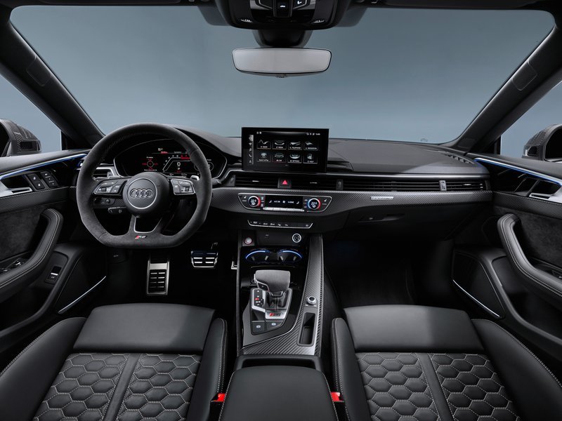 Audi RS5 Coupé interni