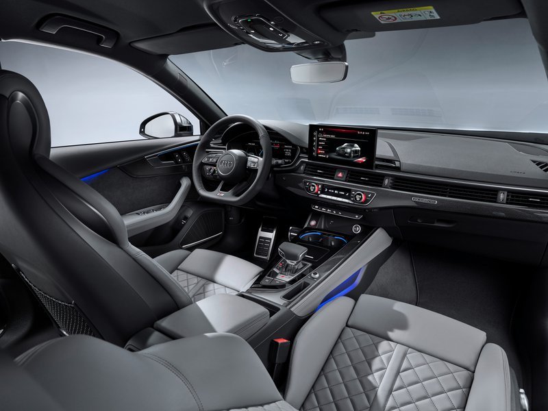 Audi S4 interni 1