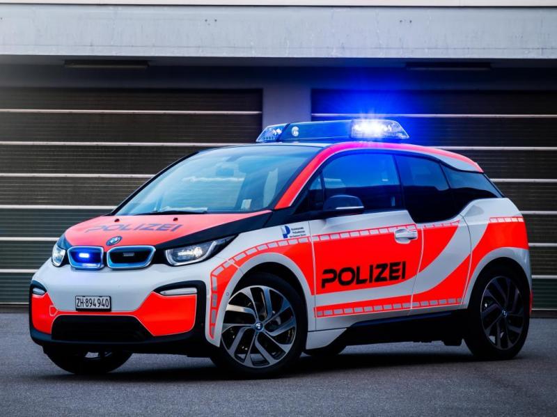 BMW i3 polizia