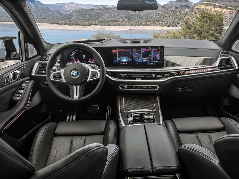 BMW Nuova X7 M