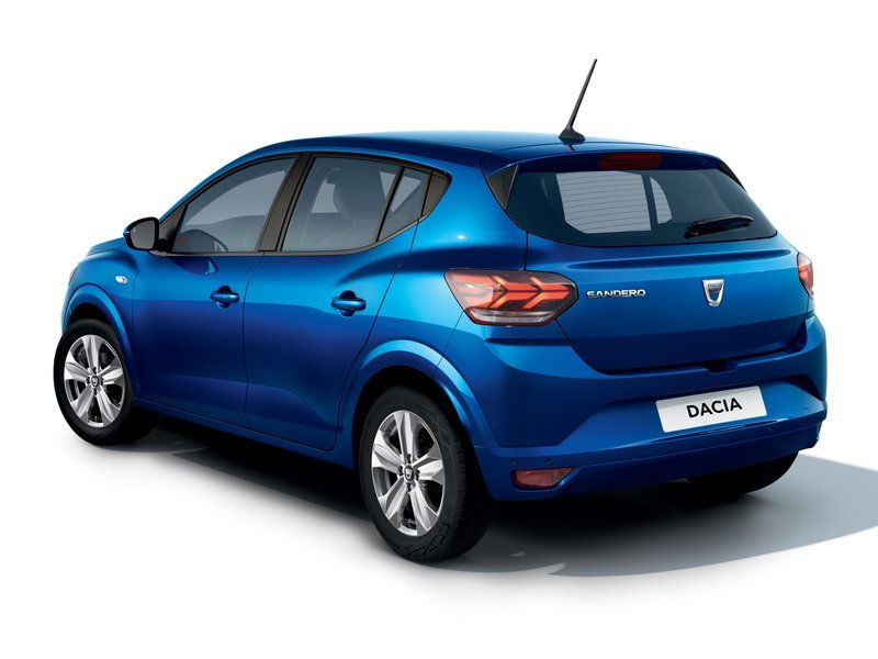 Dacia Nuova Sandero tre quarti posteriore