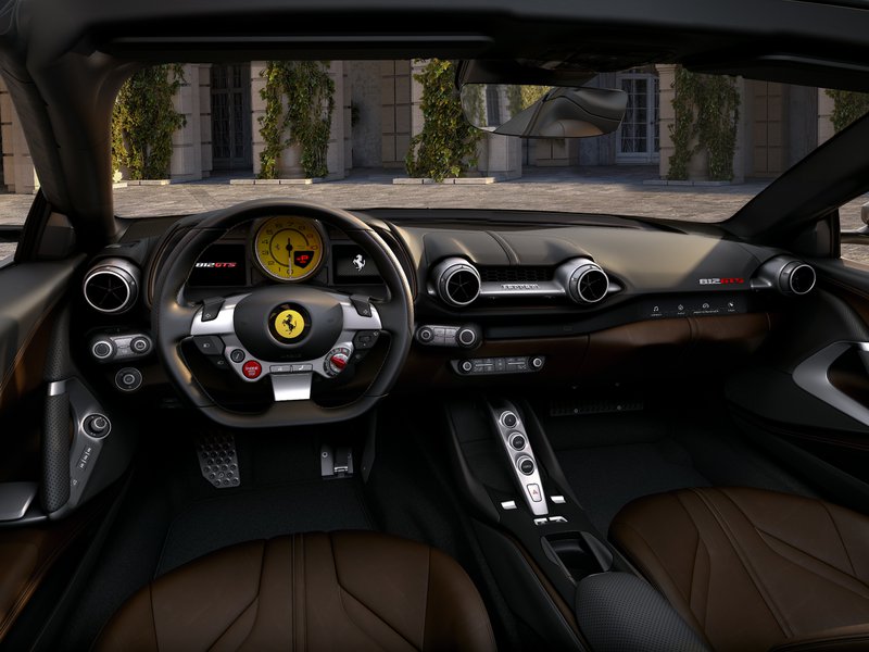 Ferrari 812 GTS interni