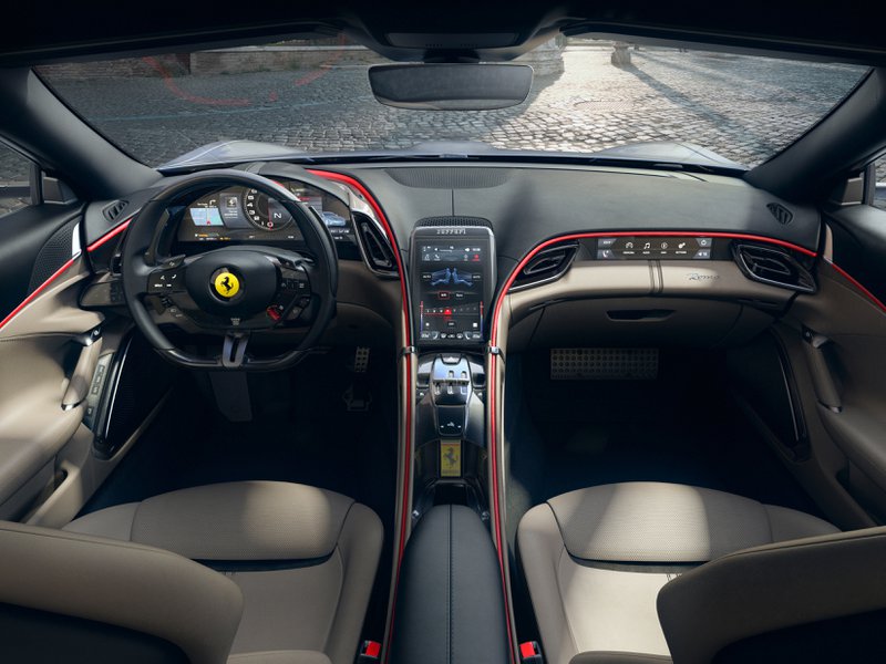 Ferrari Roma interni 2