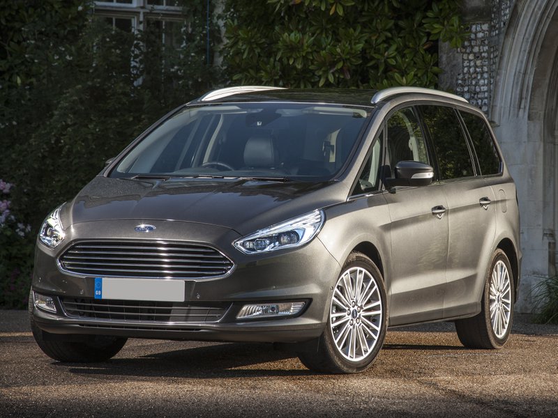 Ford Galaxy anteriore