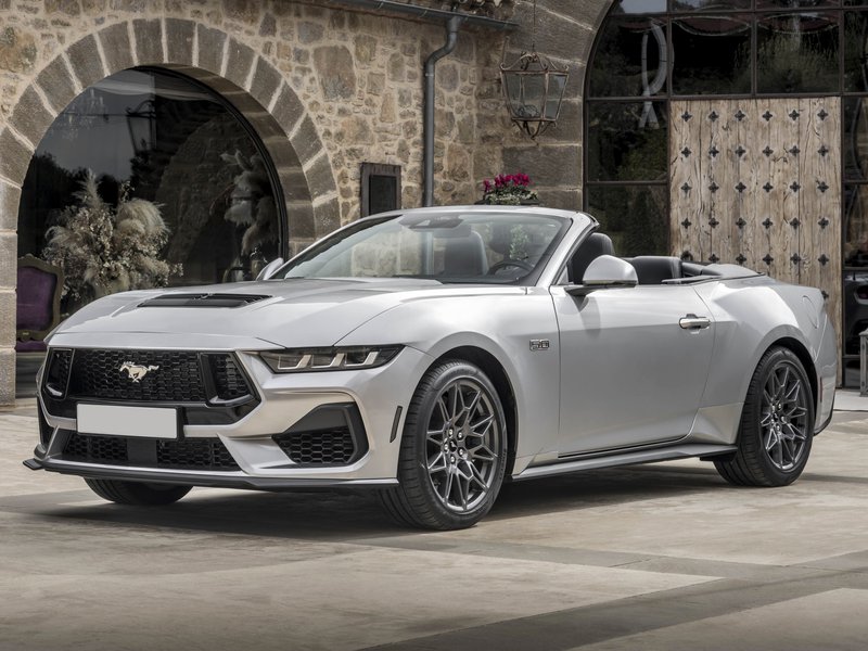 Ford Mustang Convertible anteriore
