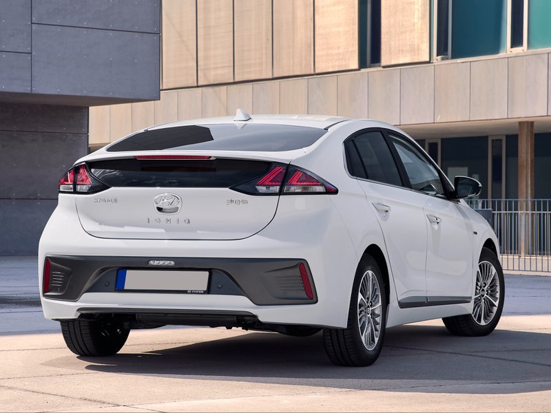 Hyundai Nuova IONIQ Plug-in Hybrid profilo 1