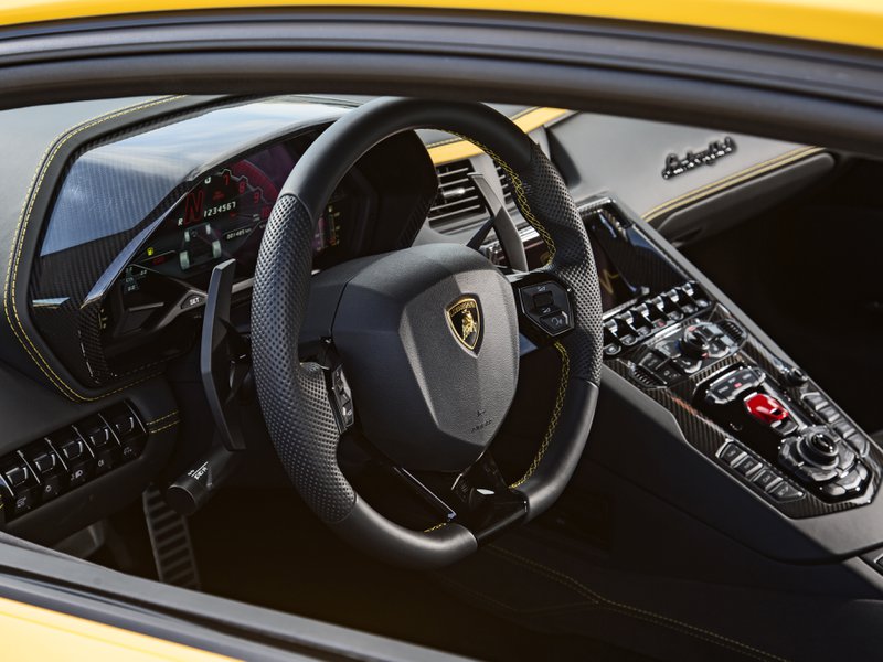 Lamborghini Aventador S interni